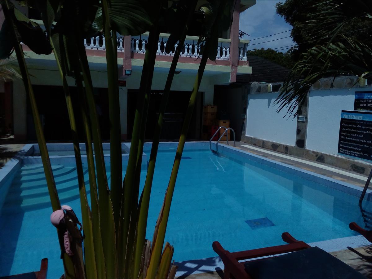 The Bright Star Resort Diani Beach Exteriér fotografie